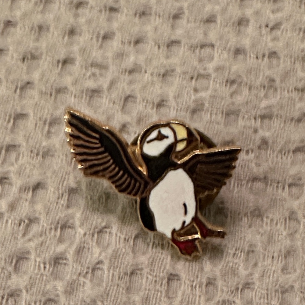 Puffin Enamel Pin